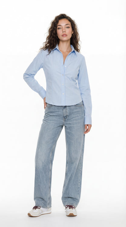 Tailored cropped shirt