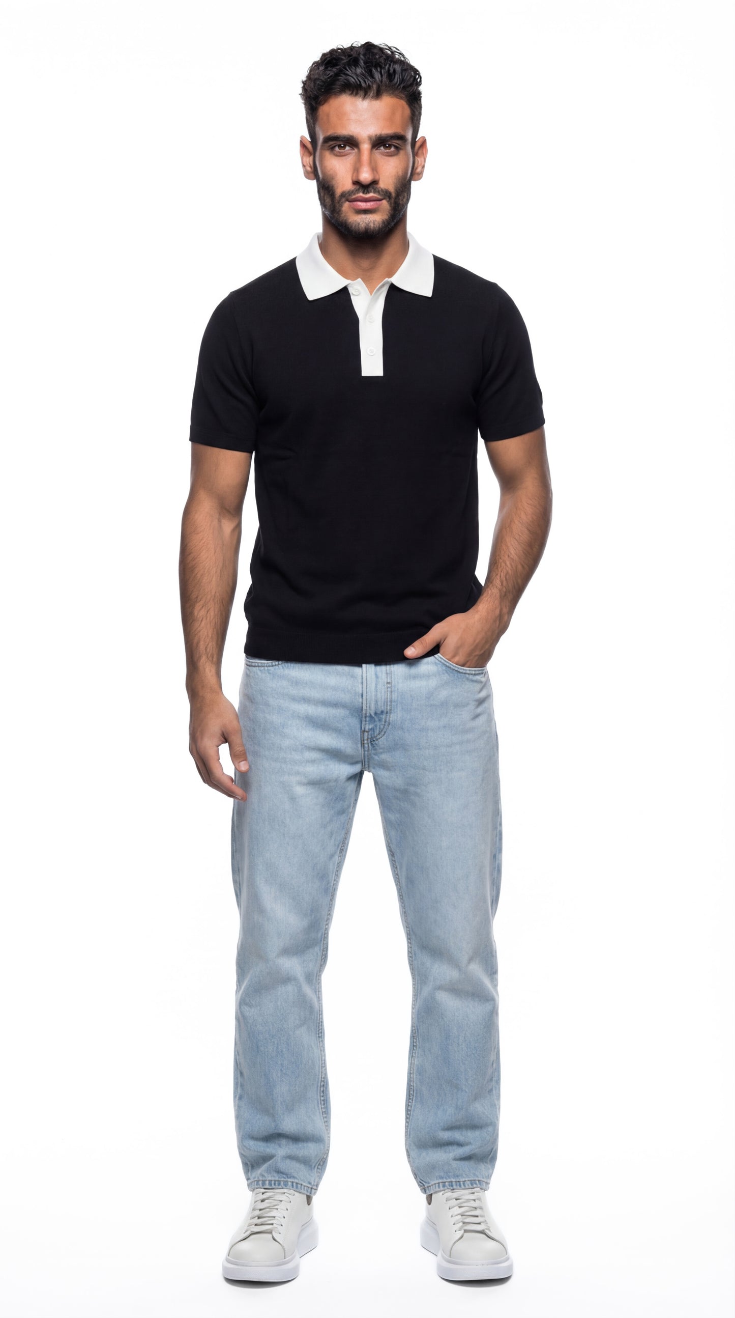Buttoned Contrast Collar Knit Polo
